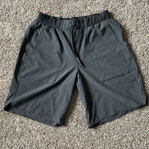 REI Men’s Active Pursuits Hiking Shorts Size M 9” Inseam Gray